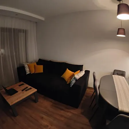 Euroapart - Parking - Goszczynskiego 7A Przemyśl Esterno foto