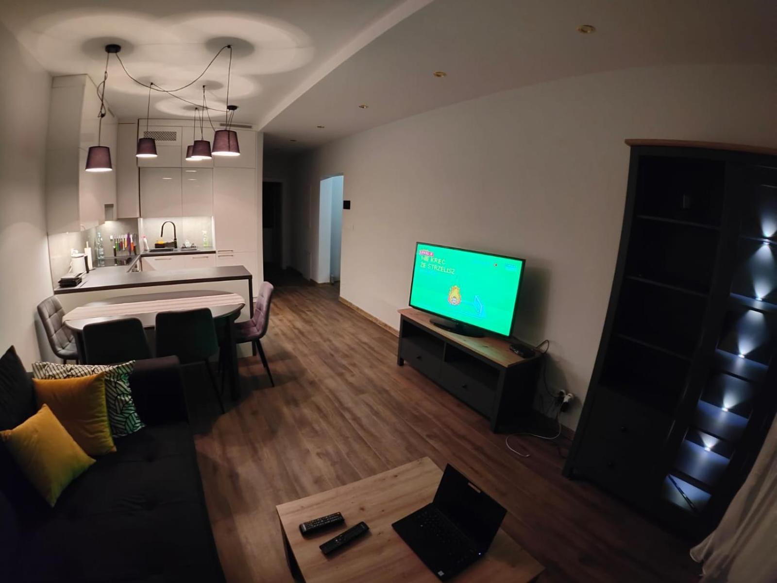 Euroapart - Parking - Goszczynskiego 7a Apartment Przemysl