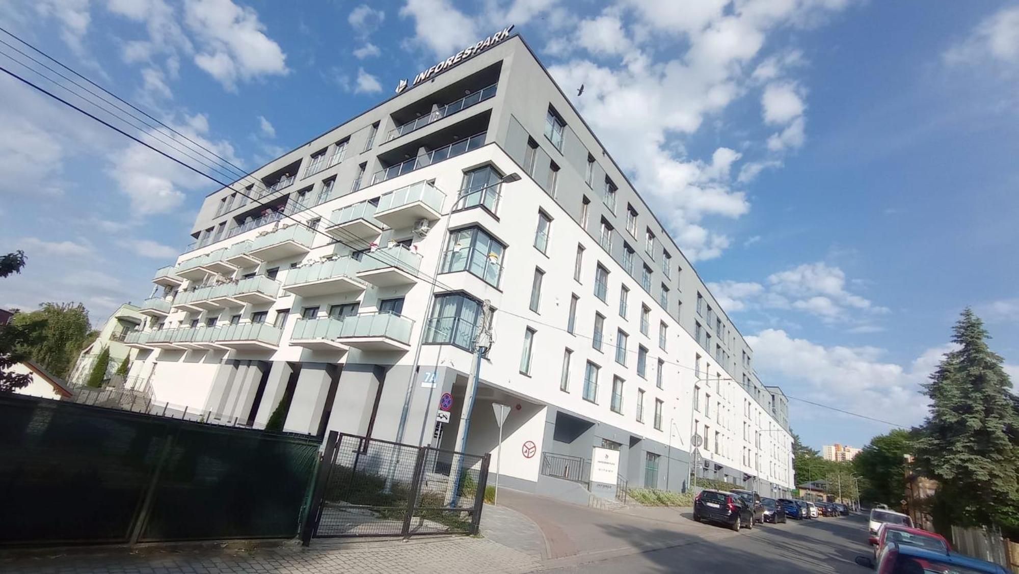 Euroapart - Parking - Goszczynskiego 7a